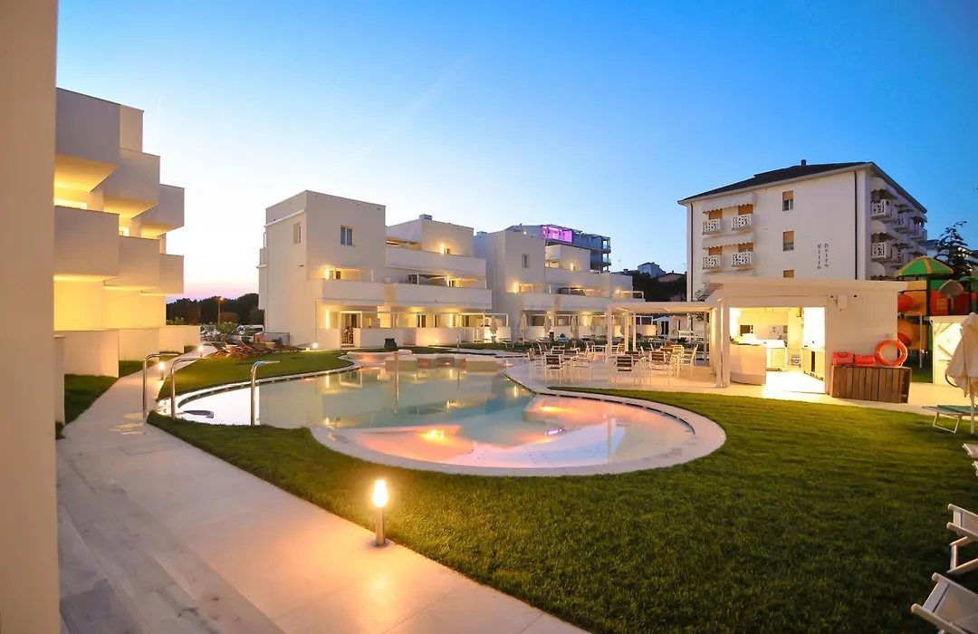 Marina Suites & Apartments 4 Stelle S-1